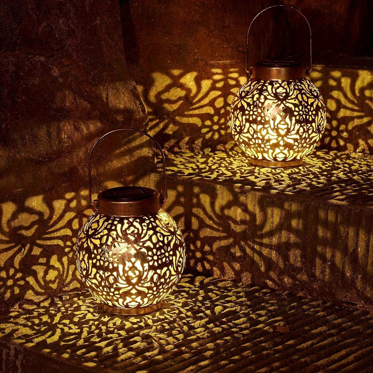 NNETM Solar Metal Lantern Outdoor Garden Decor Light