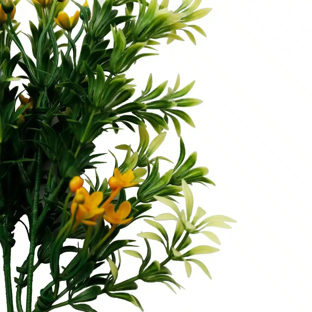 Fresh Breeze Dwarf Japanese Yew UV Proof 27cm